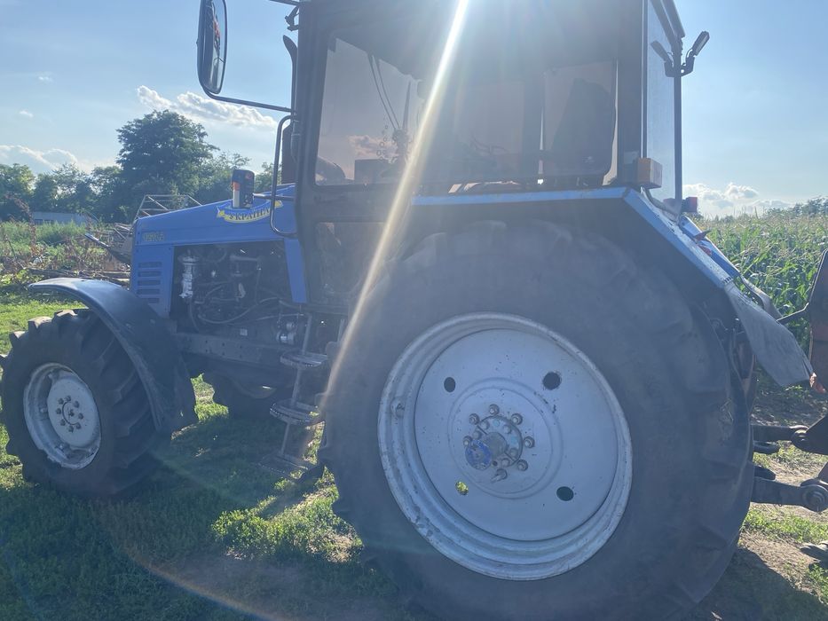 Продам трактор мтз 1221/2