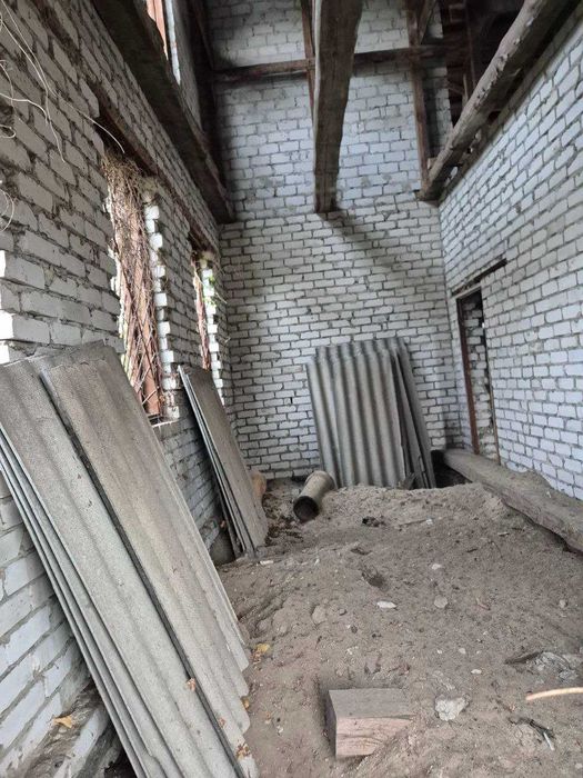 Будинок у селі Мошни