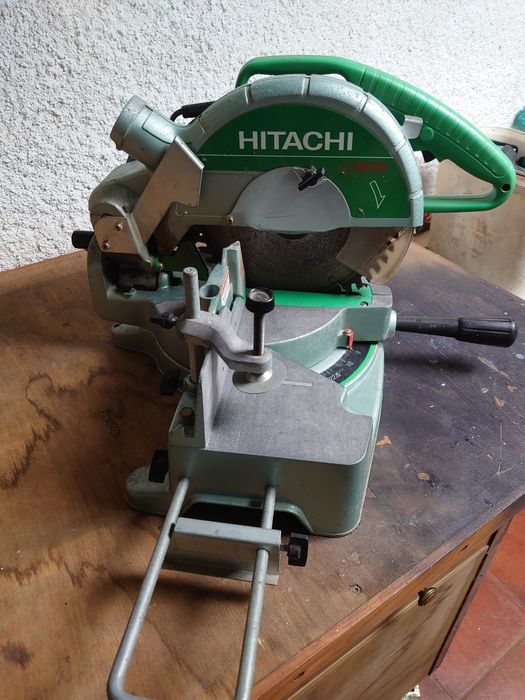 Serra Esquadria Hitachi C10FCB 254 mm 1600W made in Japan