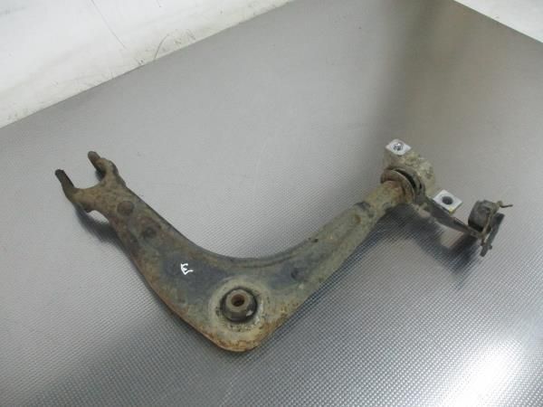 Braço de suspensão frente esquerdo PEUGEOT 407 (6D_)