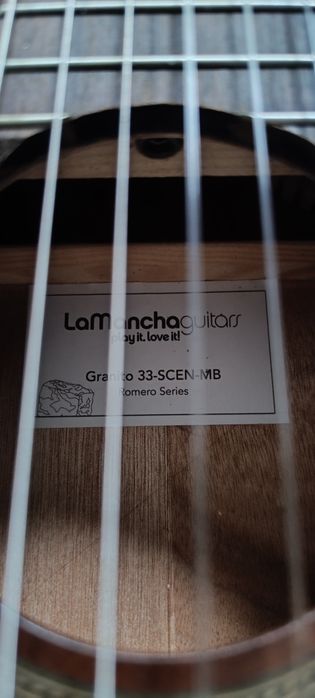 Guitarra La Mancha (nova)