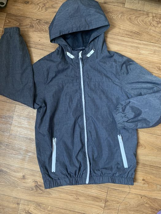 Ветровка 9-10лет