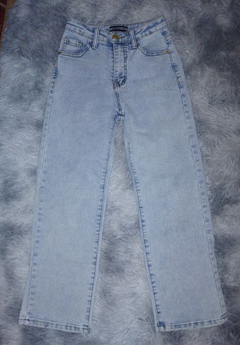 джинси на дівчинку