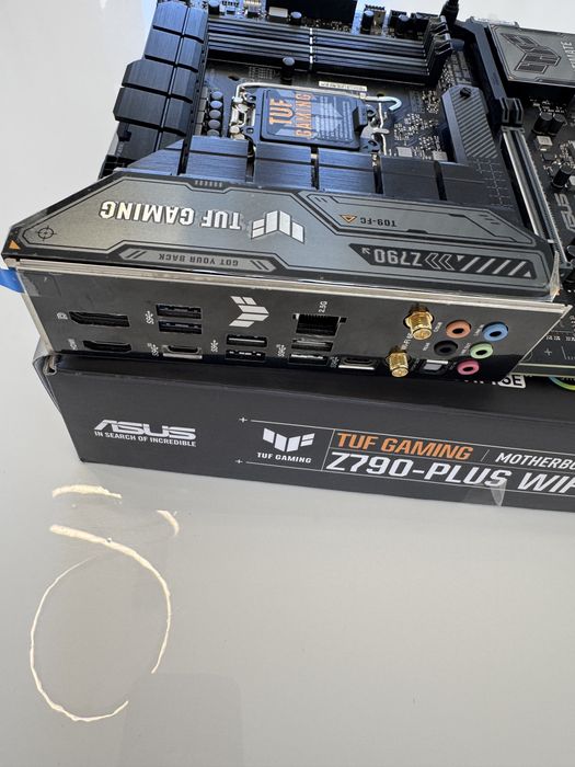 Płyta główna Asus Tuf Gaming Z790-Plus Wifi