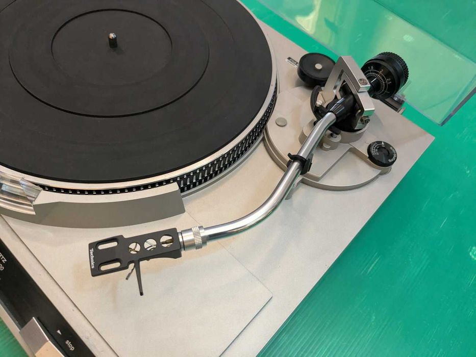 Giradiscos Technics SL-5200