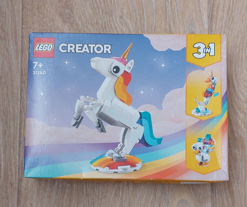 Конструктор LEGO Creator Магічний єдиноріг