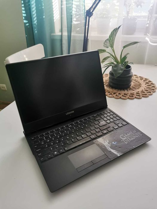Lenovo Legion Y530 – i5-8300H / GTX 1050 Ti 4GB / 16GB RAM / SSD + HDD