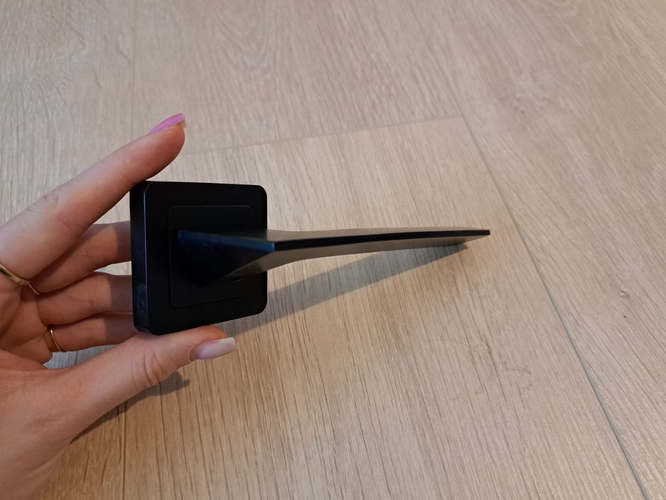 Klamka Atria DRE czarny mat