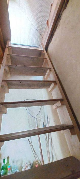 (7) Продаж дачного будинку (5813)