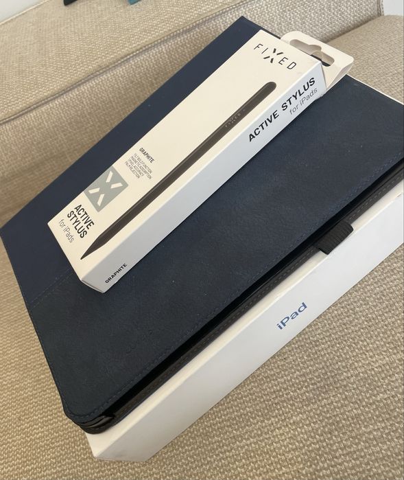 Vendo Ipad como novo com caixa+Capa+Caneta