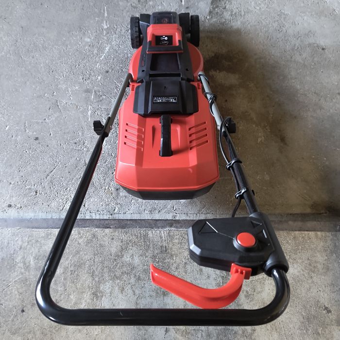 Kosiarka akumulatorowa EINHELL GE-CM 18-30 Li Kit