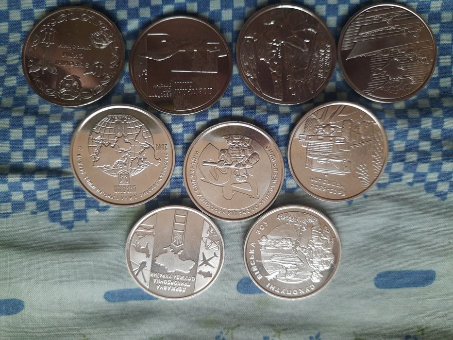 Продам коллекционное монеты