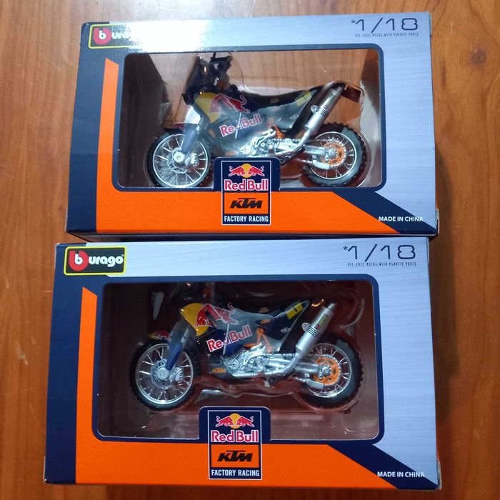 Moto 1/18 Maisto e Bburago com 10% de desconto