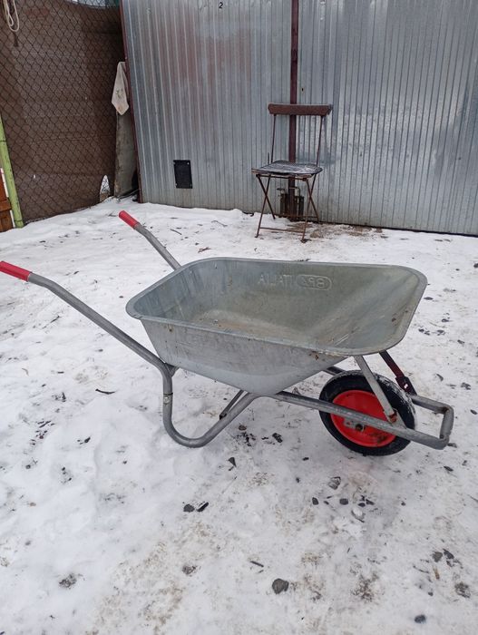 Sprzedam taczkę stan bdb