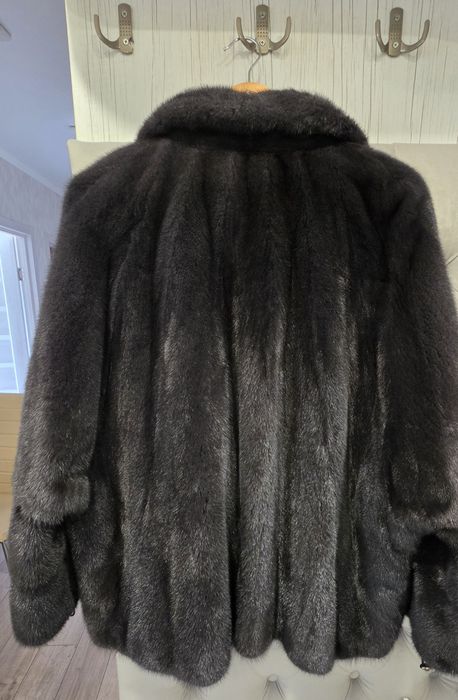 Продам норковую шубу