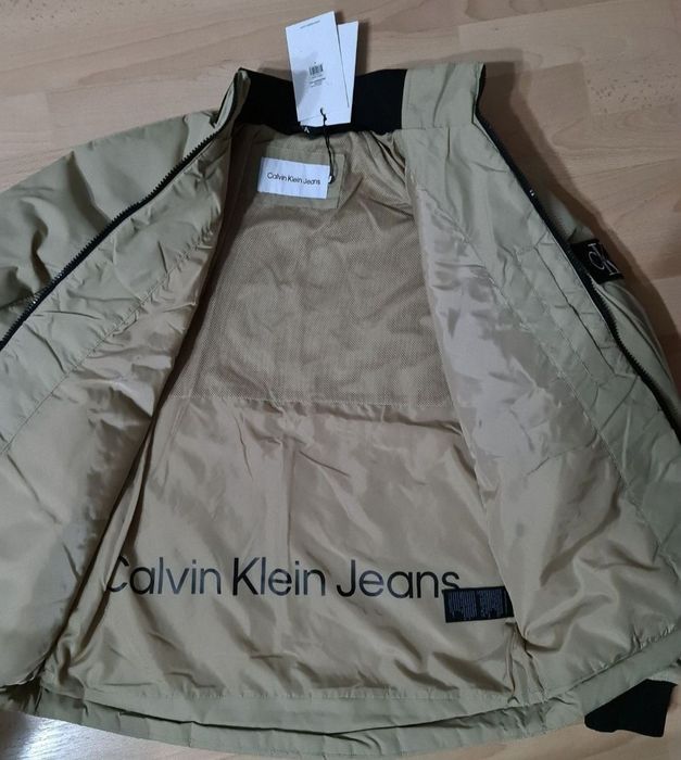 Kurtka przejściowa męska Calvin Klein.
