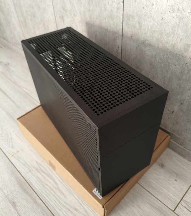 Obudowa Ncase t1 , 2.5 , ładny stan itx
