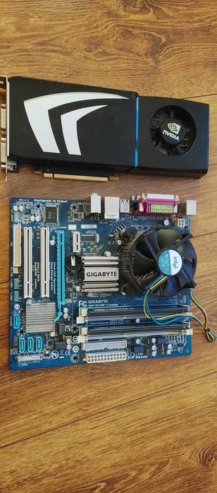 Материнская плата с процессором ОЗУ и видеокартой