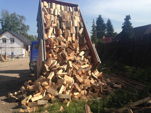 Дрова метрові гуртом бук граб береза колотi дрова береза Яремча Буковель