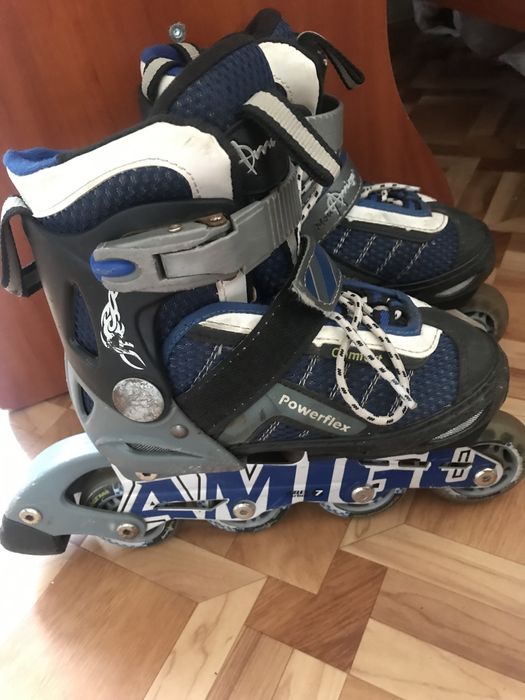 Продам ролики размер 30-33 + защитный шлем