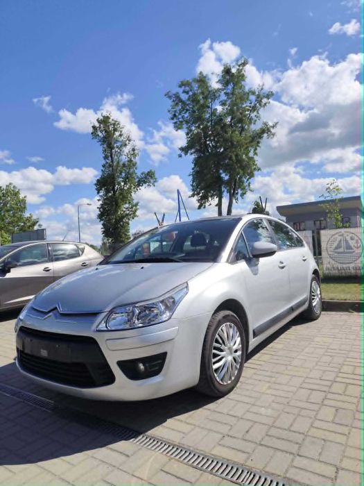 Sprzedam Citroen C4 1.4 16v 2010r