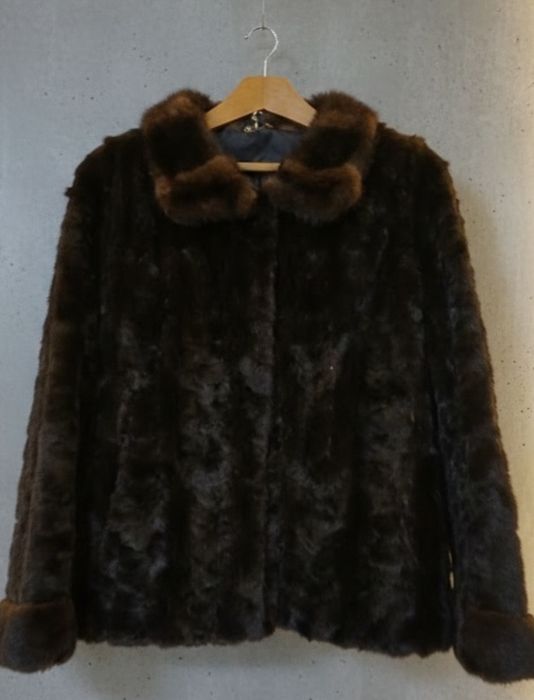 Натуральний Полушубок з мордочок норки ,суцільний норковий комірець.