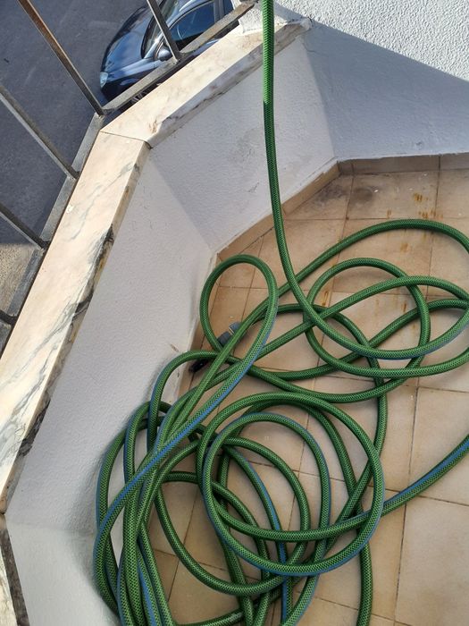 Churrasqueira e mangueira