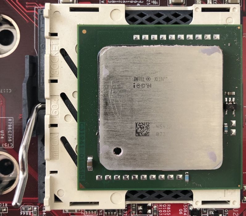 Motherboard HP XW8200 Workstation (RED) com Processador Dual Xeon64738340215810122