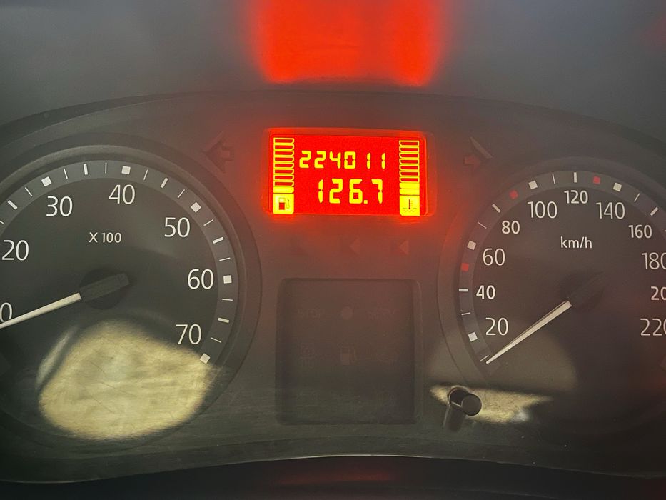 Renault Clio Van 82cv