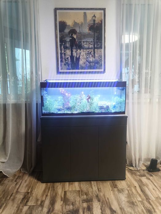 Продам тумбу под аквариум 800 х 1000 х 400