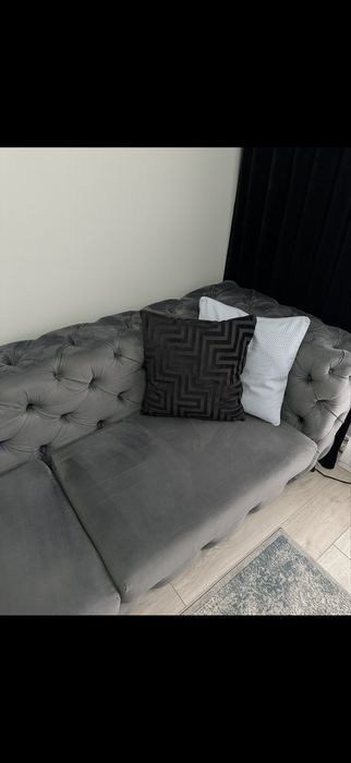 Sofa welurowa CHESTERFIELD na wymiar | szara | premium | stan bardzo dobry