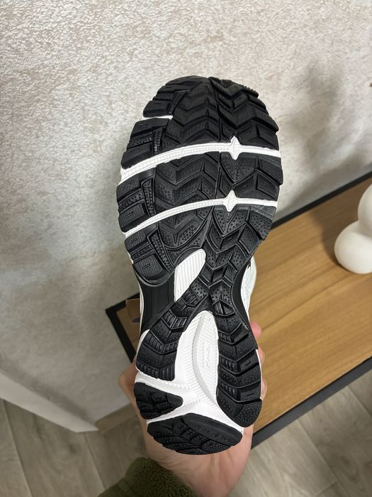 37 розмір нові кросівки жіночі асікс кахана asics gel kahana білі