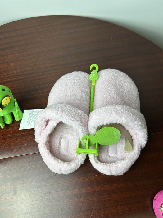 Crocs Classic Cozzzy Sliper
