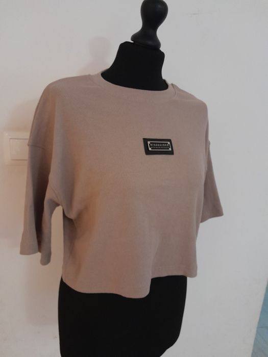 Luźna koszulka bluzka krótki rękaw missguided S 36 M 38 krótki rękaw