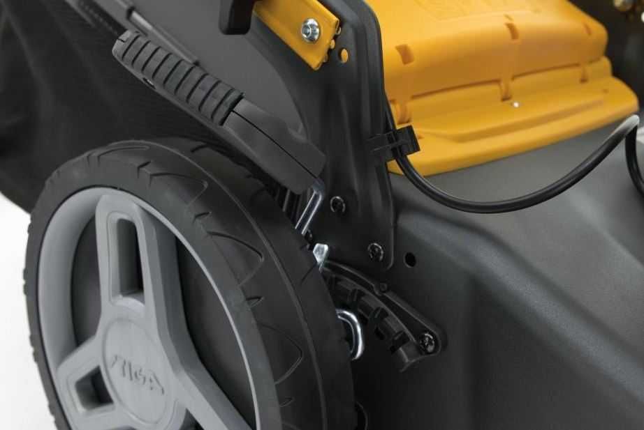 Kosiarka akumulatorowa STIGA Collector 543e 4Ah zestaw/s koszenia 41cm