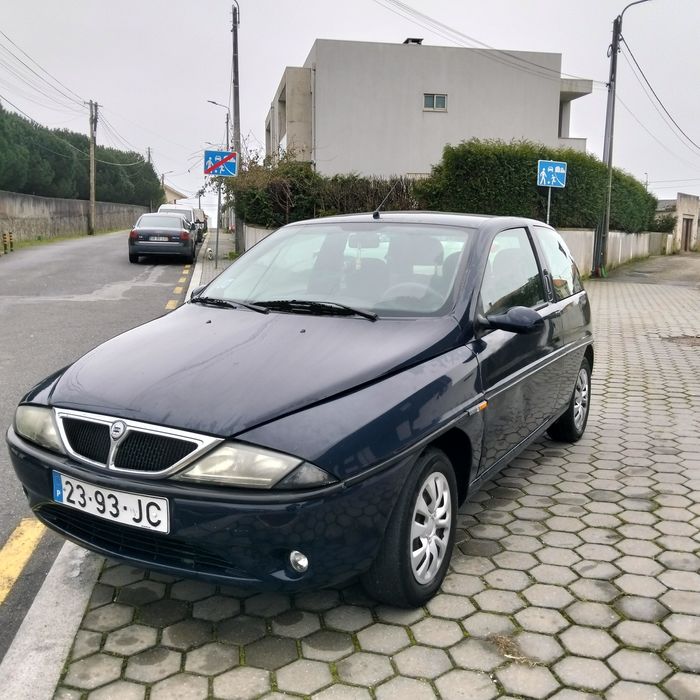 Lancia ypsilon 1.2 gasolina