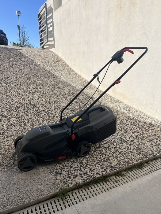 Corta relva eletrico powerplus 1000W