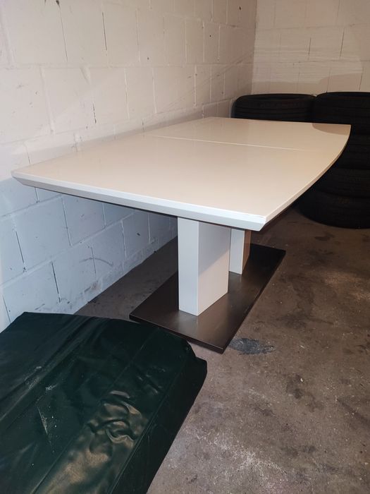 Продам Обідній стіл Bomuli, Кухонний стіл