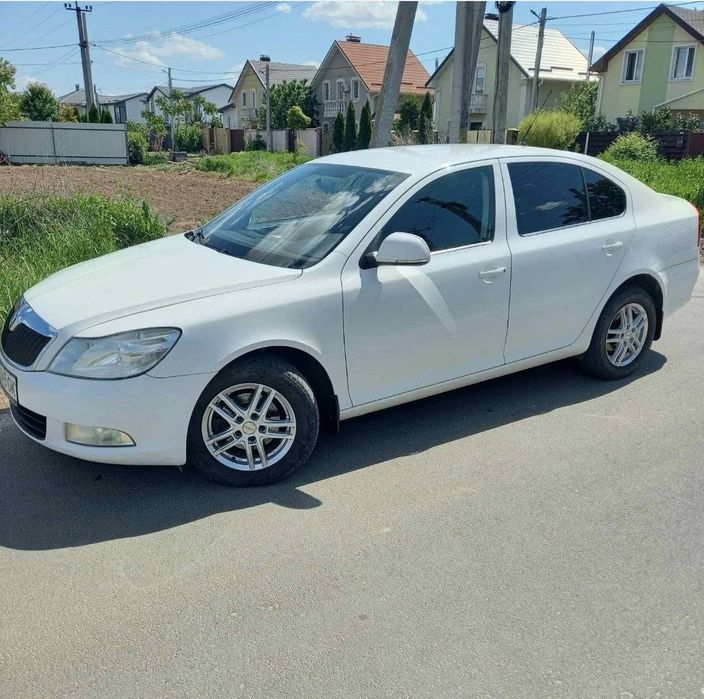 Продається економне авто