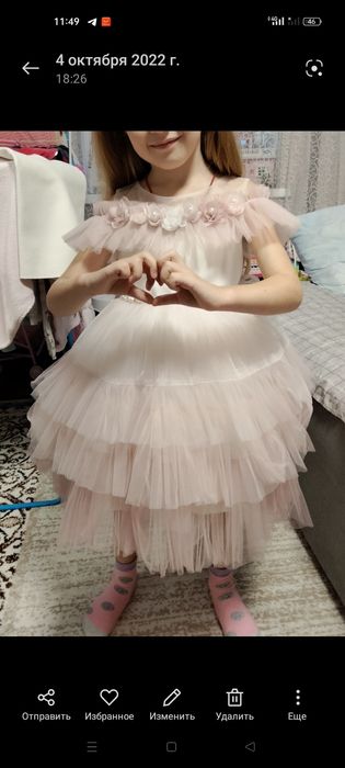 Шикарное детское платье