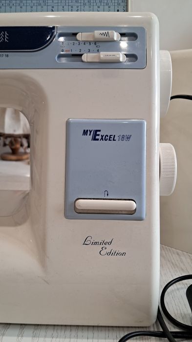 Машинка Janome MyExcel 18W