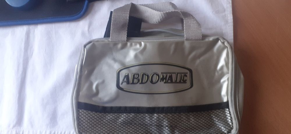 Abdominal machine used64286045612163122