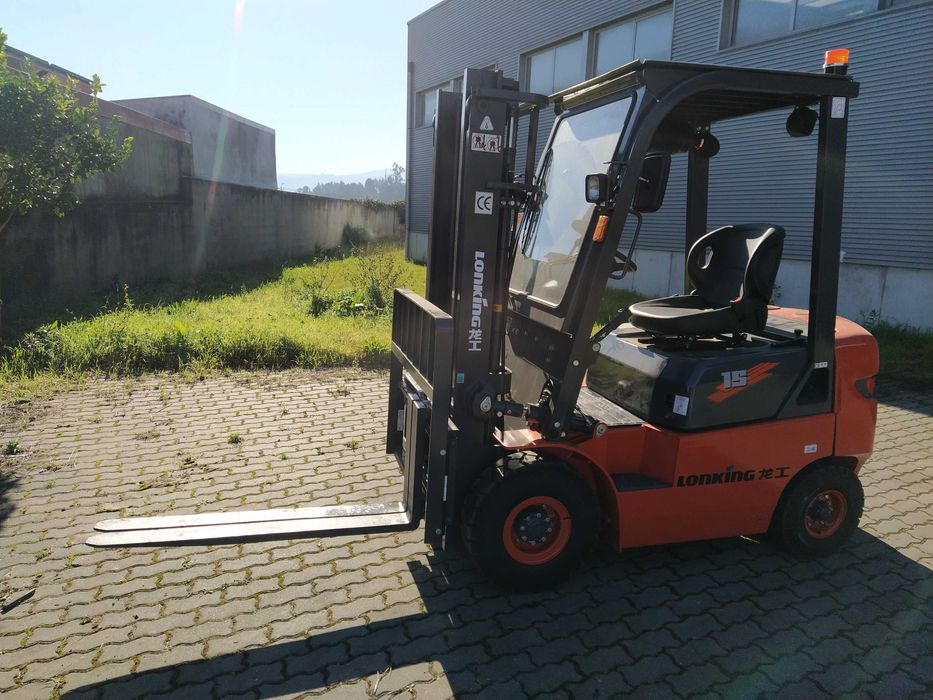 Empilhador 1.5 isuzu