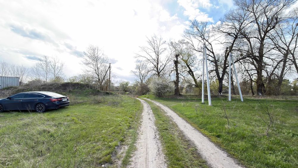 Біля річки Десна село Рожни кутова ділянка 5 соток під забудову