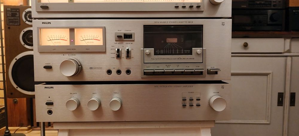 Wieża Vintage PHILIPS z Gramofonem.