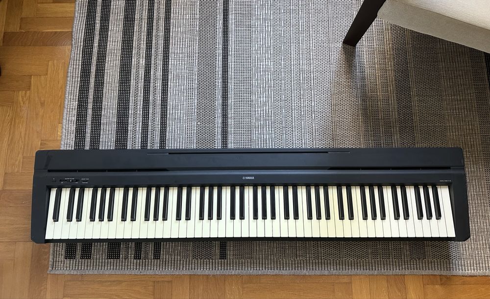 Piano eletrico Yamaha P-45
