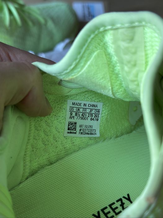 Adidas Yeezy Boost 350 V2 Glow in Dark buty sneakersy zielone 42 2/3