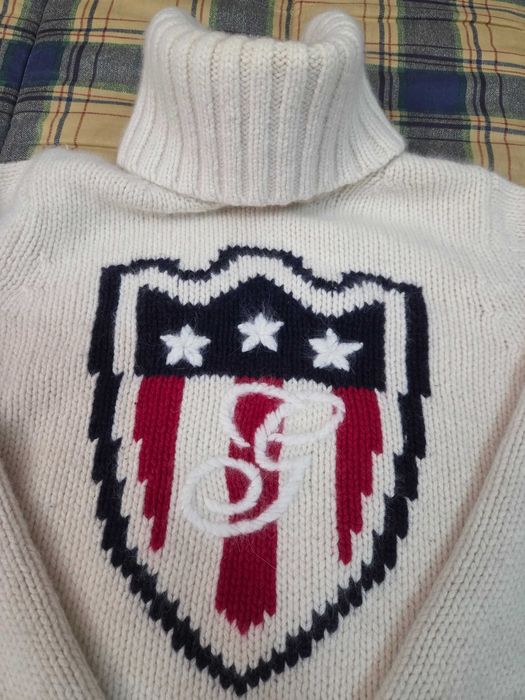 camisola em gola alta