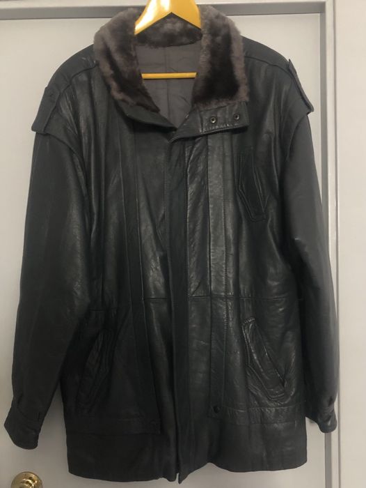Мужская кожаная фирменная куртка