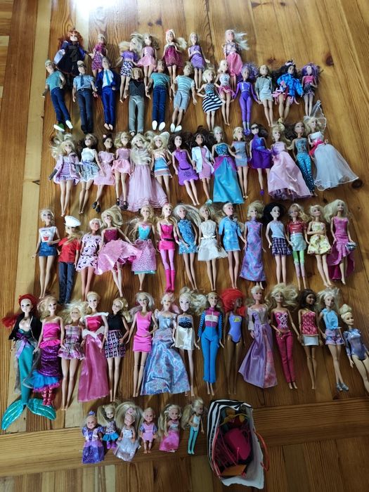 Duży zestaw lalek Barbie